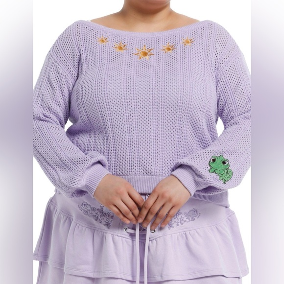 NWT Hot Topic Disney Tangled off the shoulder crop sweater size 3X - Picture 1 of 5
